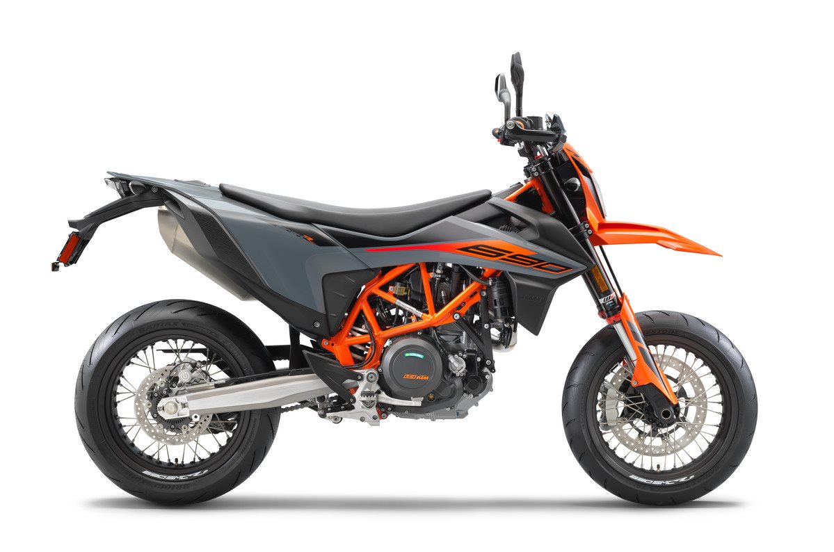 362167_2022 KTM 690 SMC R USA 