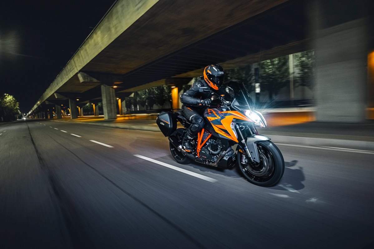 2022 KTM 1290 SUPER DUKE GT LAUNCH 