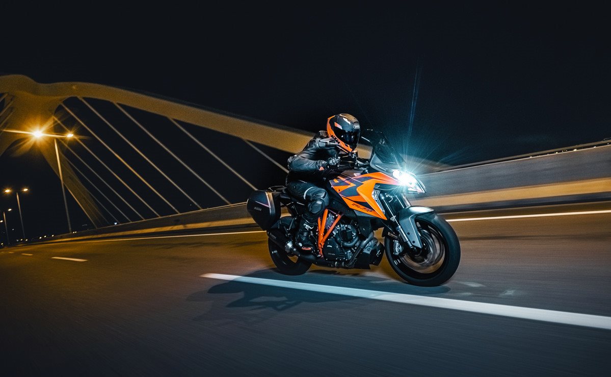 2022 KTM 1290 SUPER DUKE GT LAUNCH 