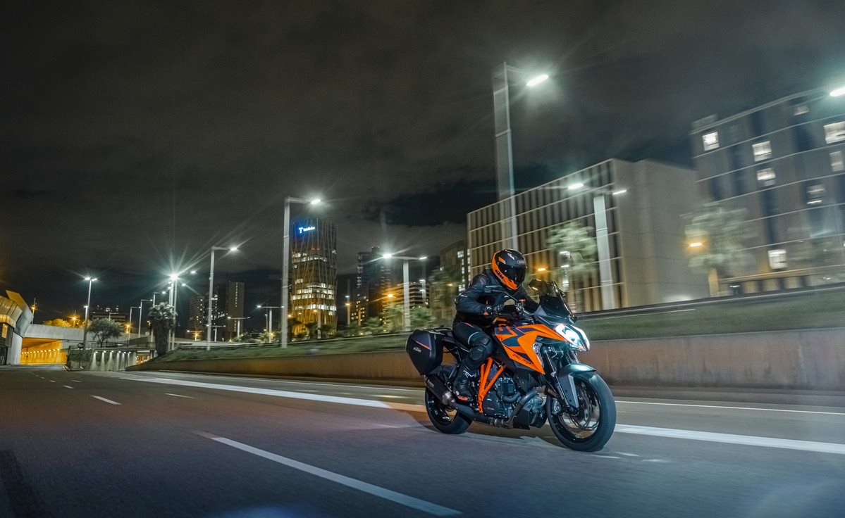 2022 KTM 1290 SUPER DUKE GT LAUNCH 