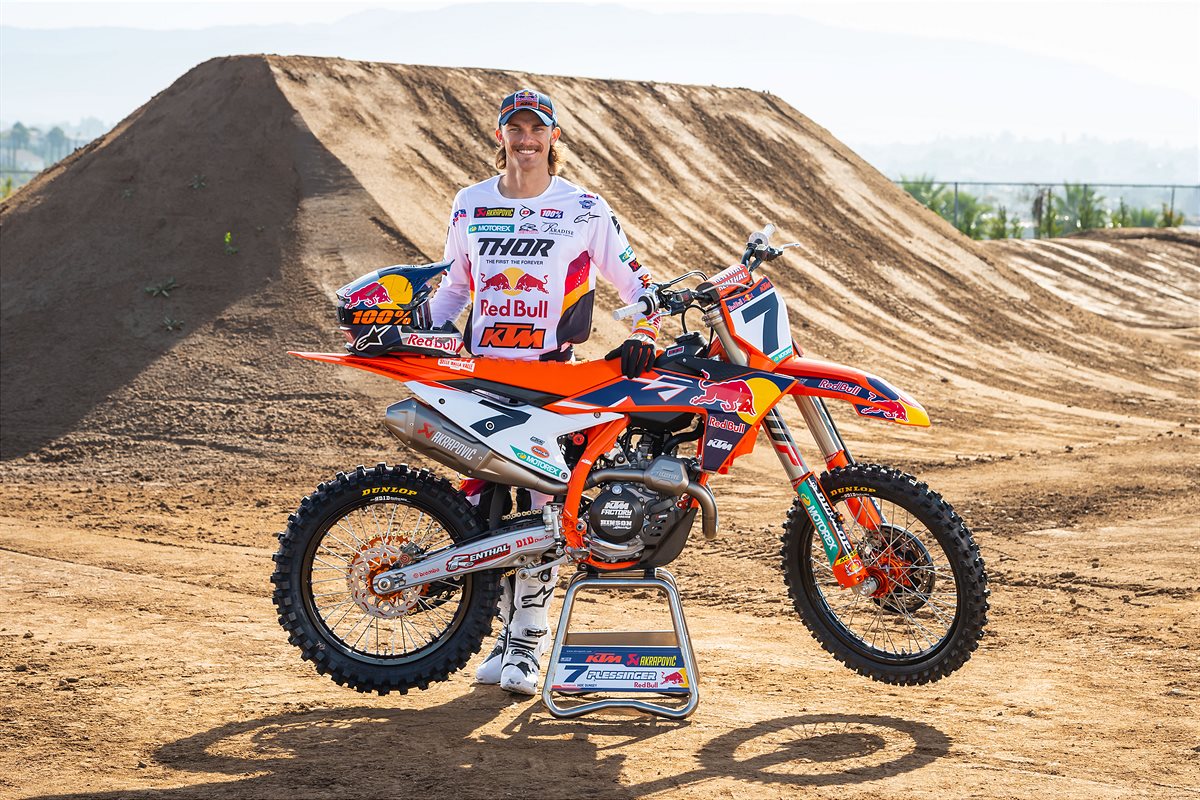 Team Presentation and MX Launch 