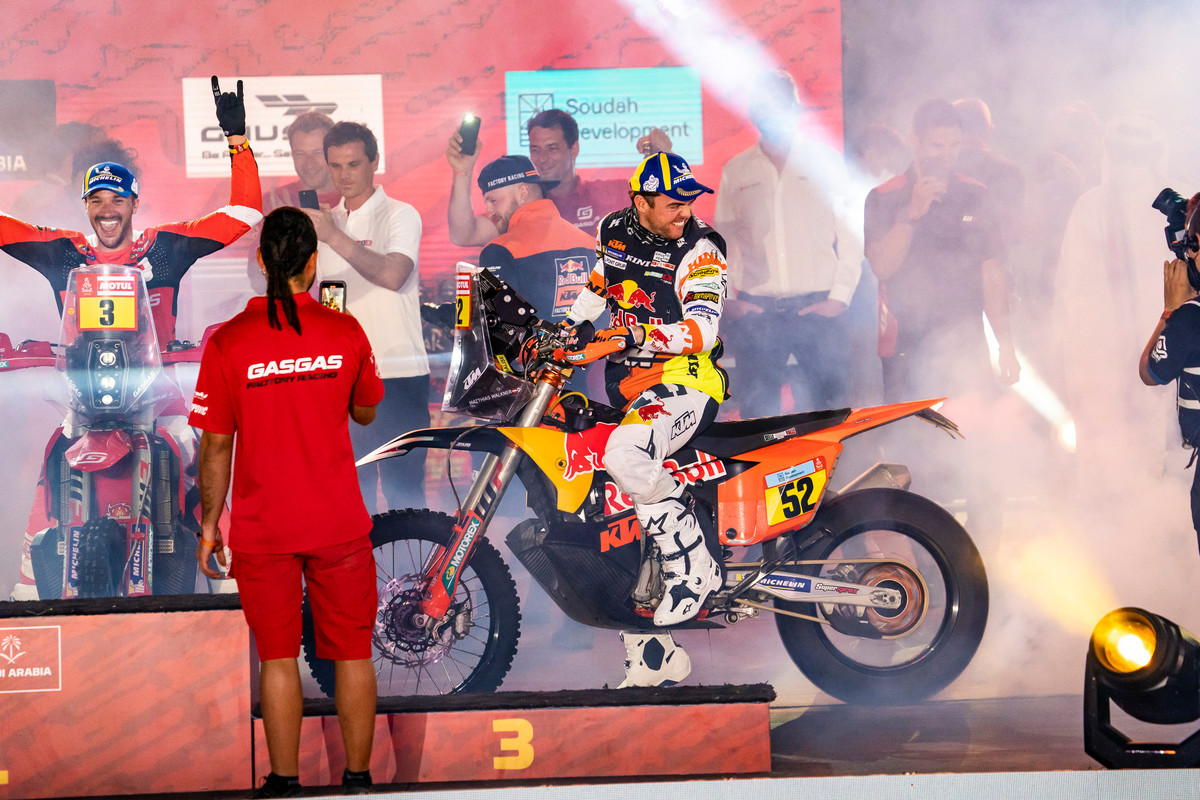 425708_matthias-walkner_Dakar-Rally-2022_2531