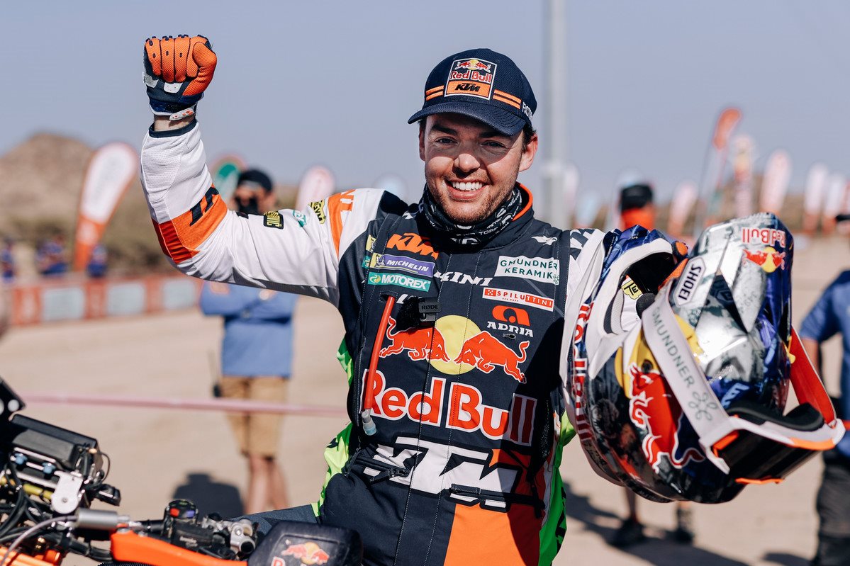 425637_matthias-walkner_Dakar-Rally-2022-Stage12_2360
