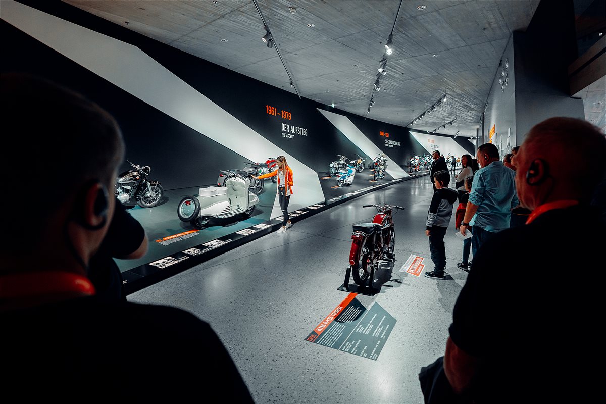 Offene Führungen in der KTM Motohall