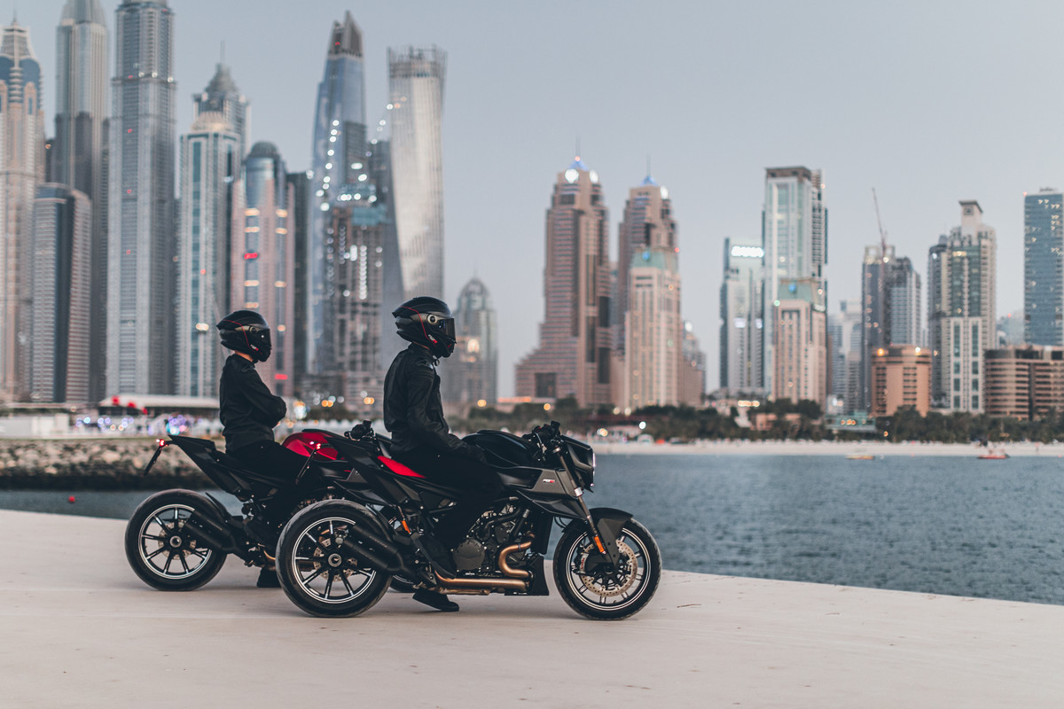 BRABUS 1300 R