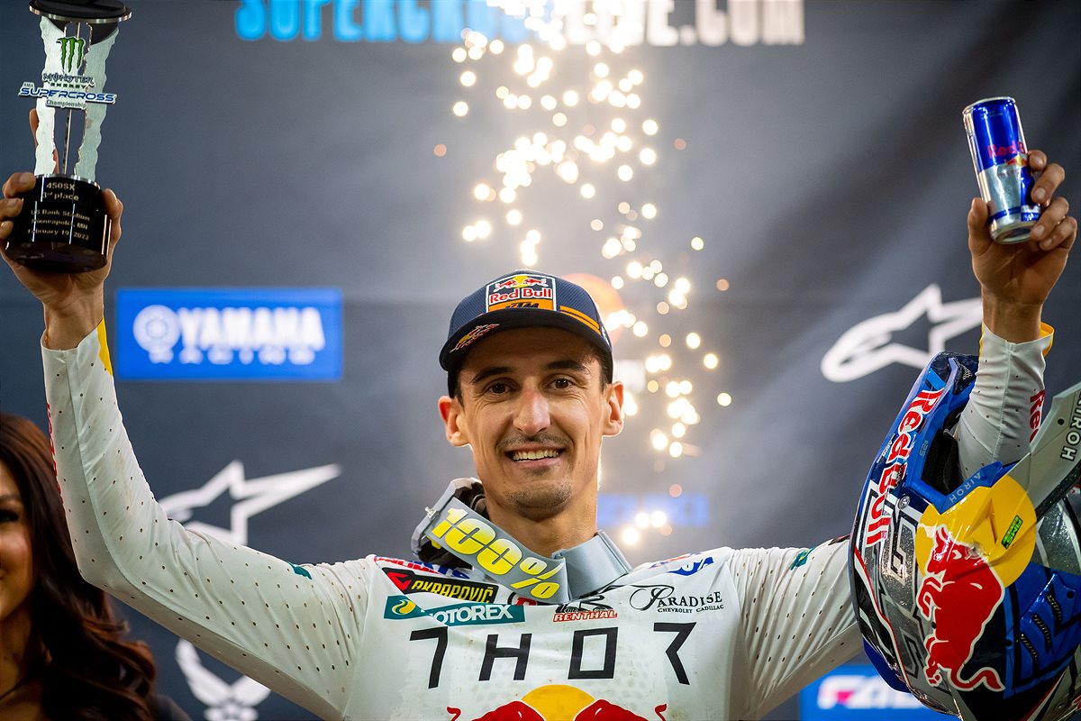 Marvin Musquin podium RD7