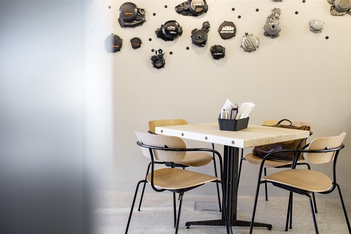 Restaurant Garage