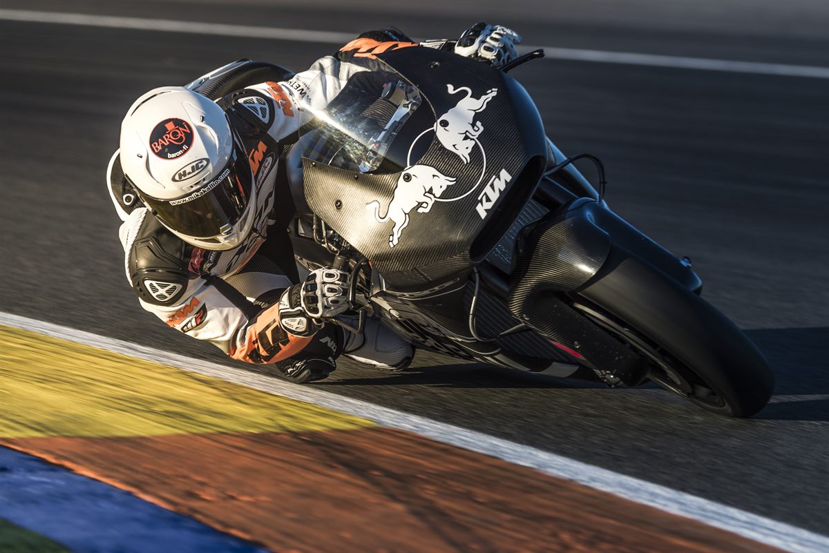 Mika Kallio KTM RC16 Valencia 2015