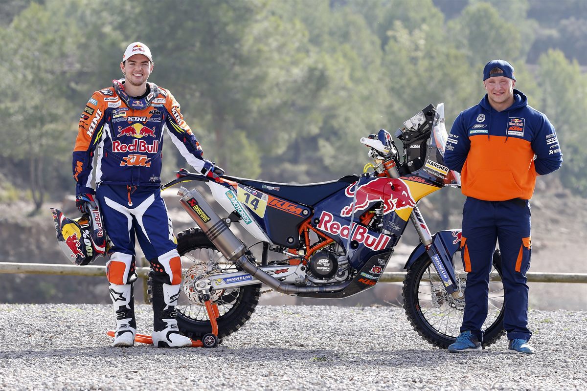 Matthias Walkner & Mechanic KTM 450 RALLY 2015