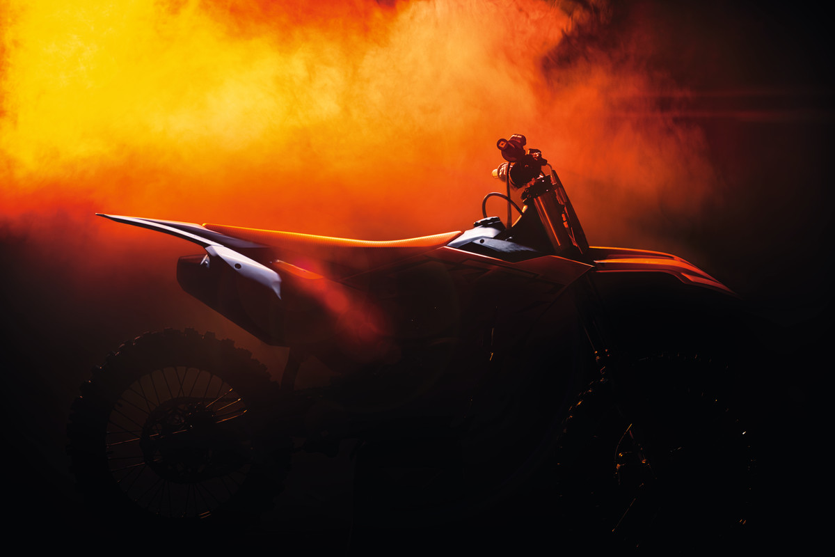 2023 SX LAUNCH 