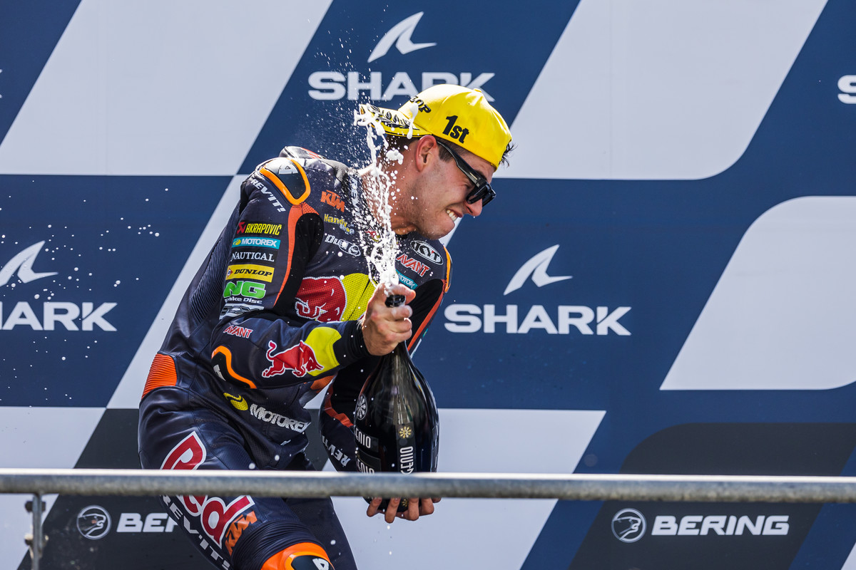 Augusto Fernandez Moto2 2022 France race