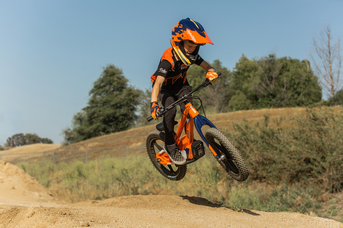 2023 KTM 20eDRIVE FACTORY EDITION