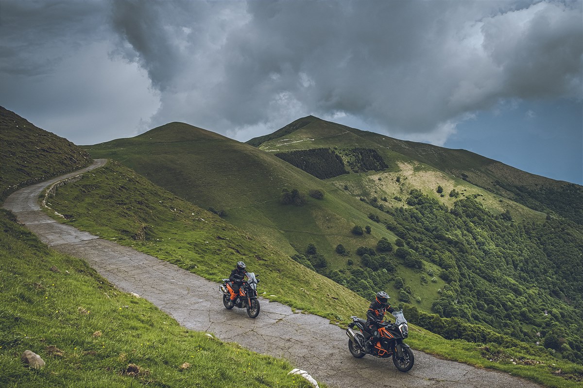 2022 KTM WORLD ADVENTURE WEEK 