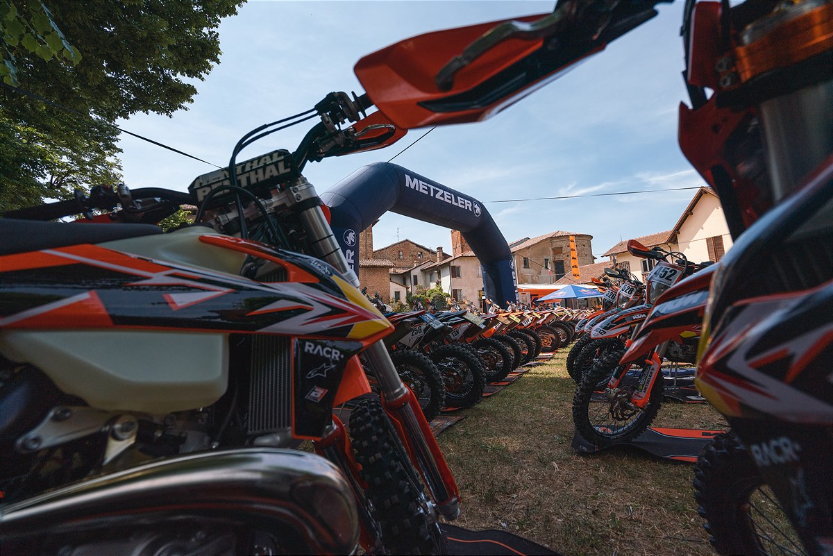 TROFEO ROUND 03 KTM-98