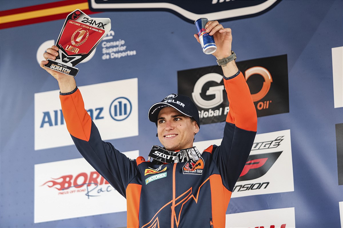 podium_scratch_leader_CEE_Infiesto_01