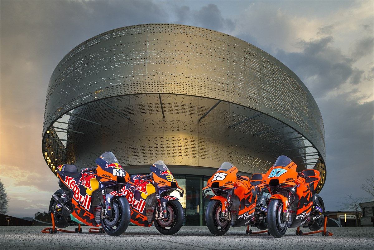 MotoGPTM Spielberg Package inkl. Fan-Bus