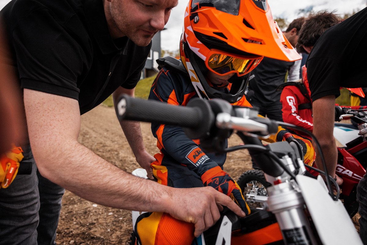 KTM E-MINI ACADEMY
