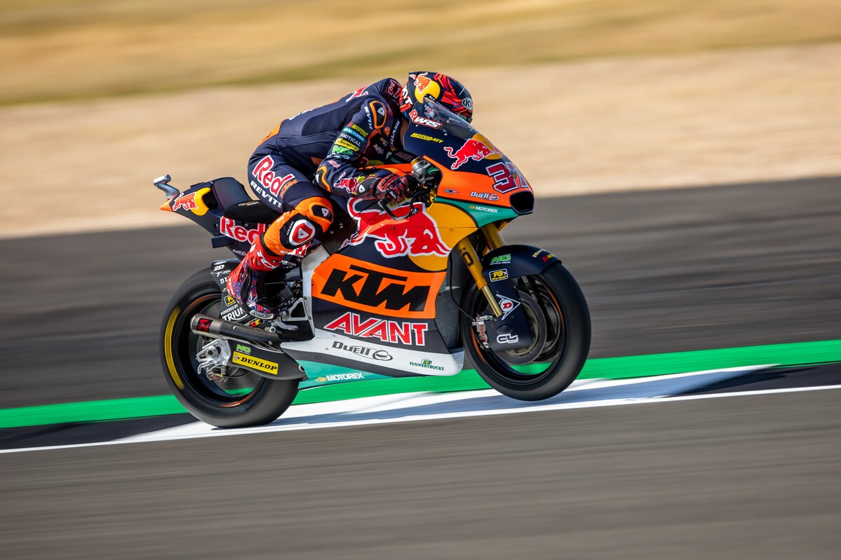 Augusto Fernandez Moto2 2022 GBR Qualification