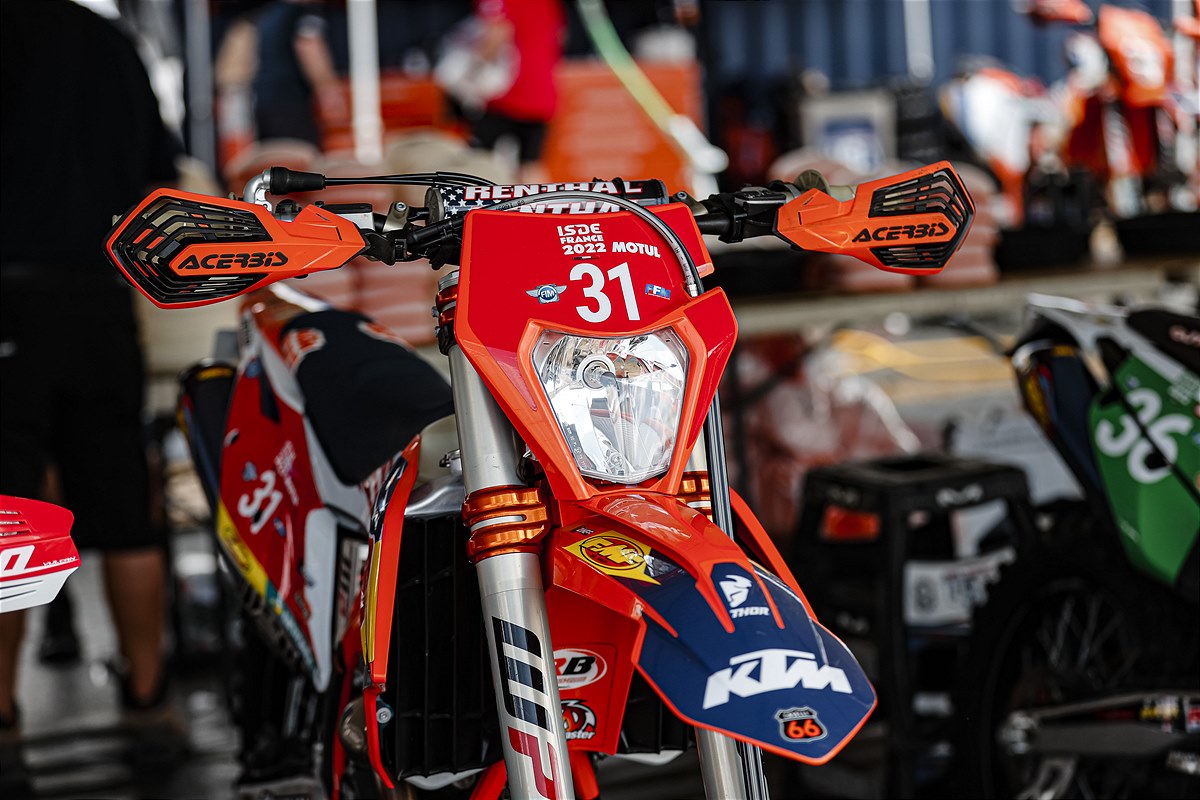 josh-toth_ISDE_2022_France_00211