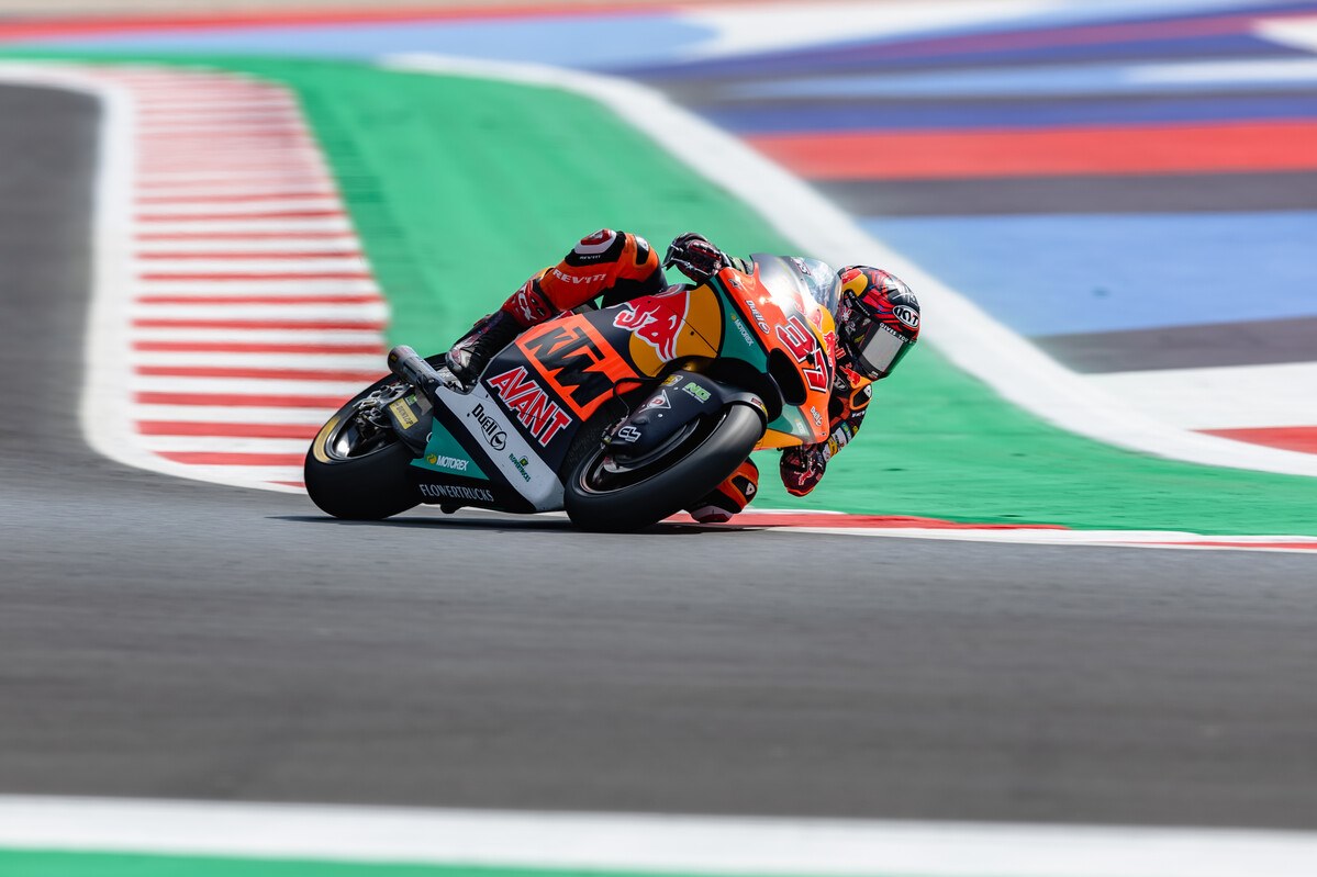 Augusto Fernandez Moto2 2022 San Marino race