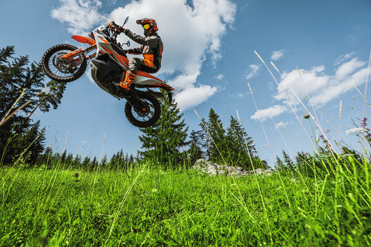 2023 KTM 890 ADV R