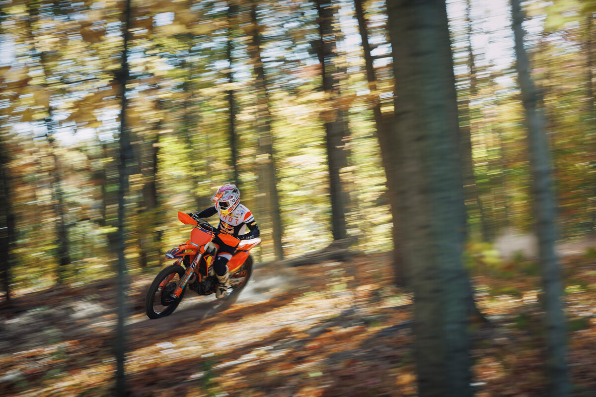 482171_MY23 KTM 350 XC-F FACTORY EDITION - Action - Cat B_MY23