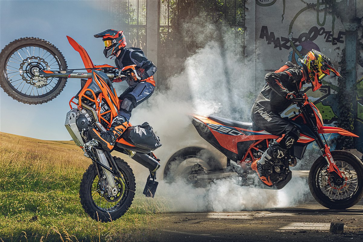 2023 KTM 690 SMC R & KTM 690 ENDURO R