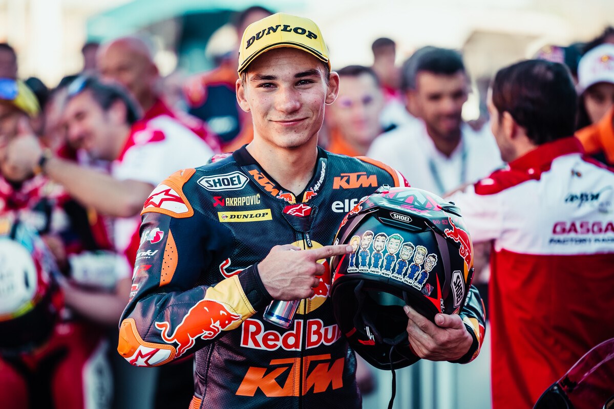 Deniz Öncü 2022 Moto3 Valencia race