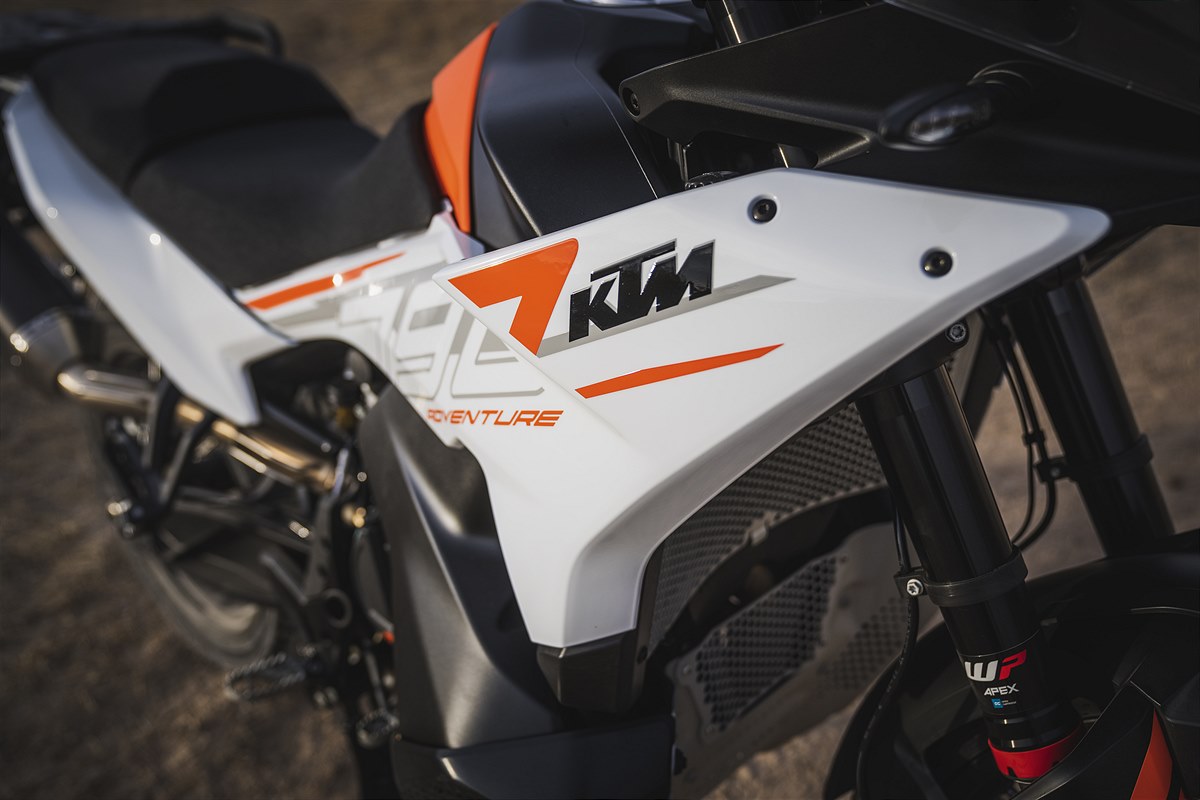 2023 KTM 790 ADVENTURE 