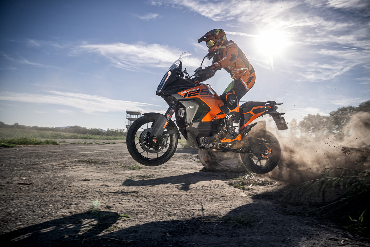 2023 KTM 1290 SUPER ADVENTURE S