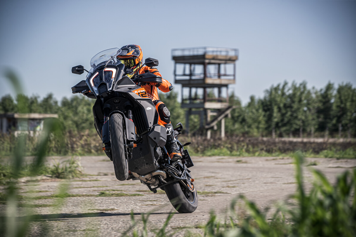 2023 KTM 1290 SUPER ADVENTURE S