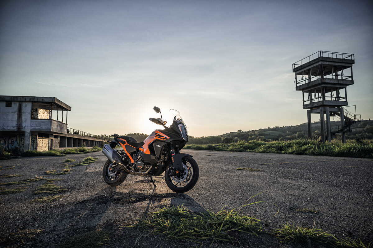 2023 KTM 1290 SUPER ADVENTURE S