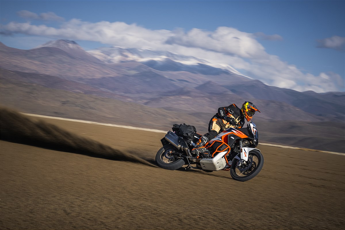 KTM and MOTOREX celebrate 20 years of alliance