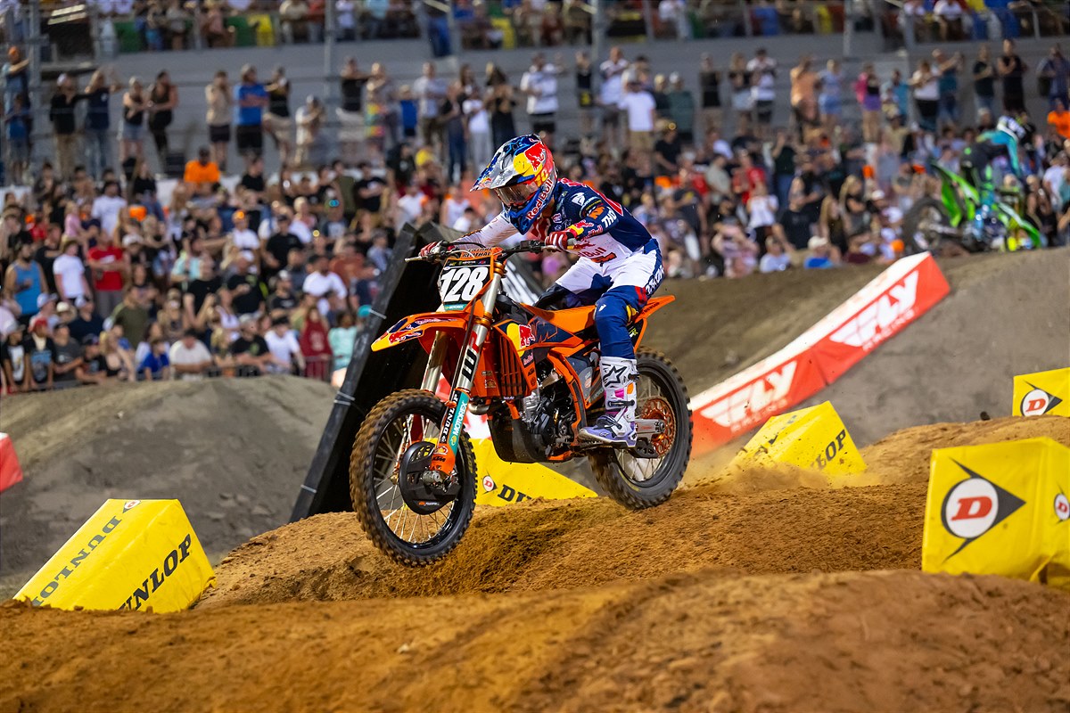 TOM VIALLE - RED BULL KTM FACTORY RACING