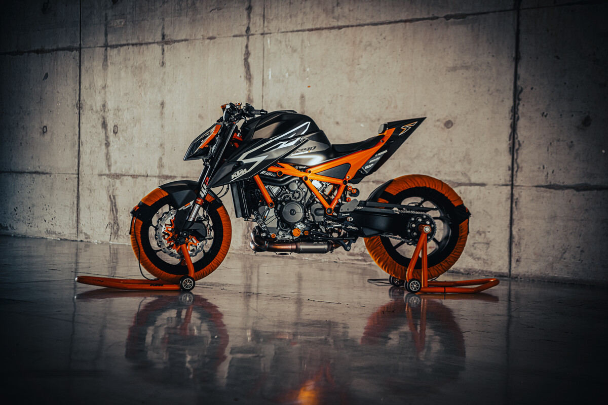 2023 KTM 1290 SD RR