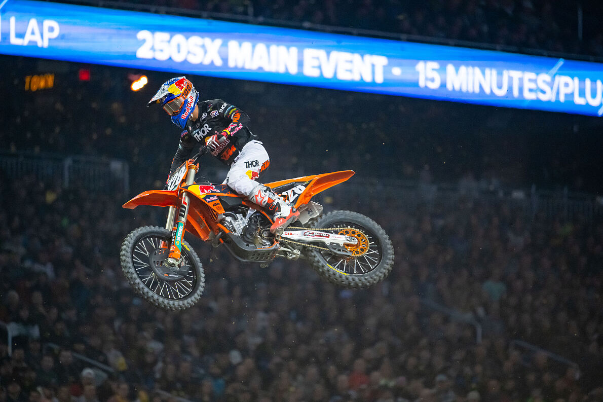TOM VIALLE 02 – RED BULL KTM FACTORY RACING