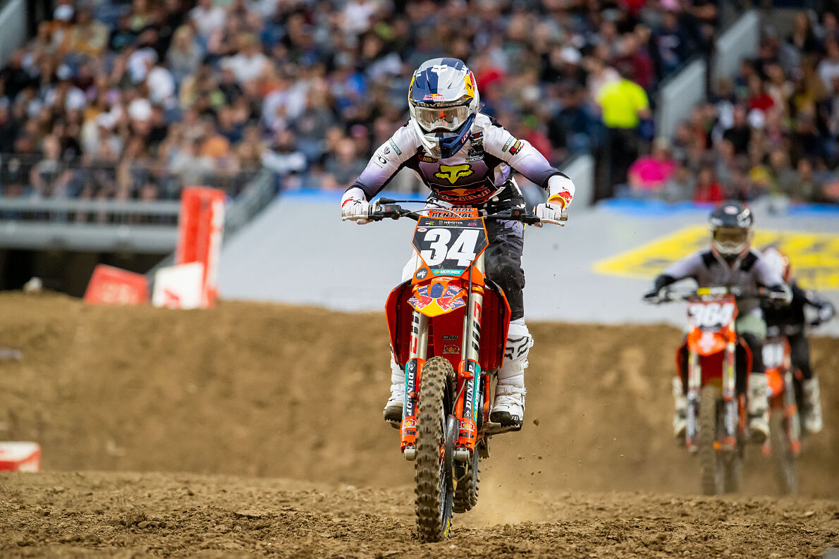MAXIMUS VOHLAND 03 - RED BULL KTM FACTORY RACING
