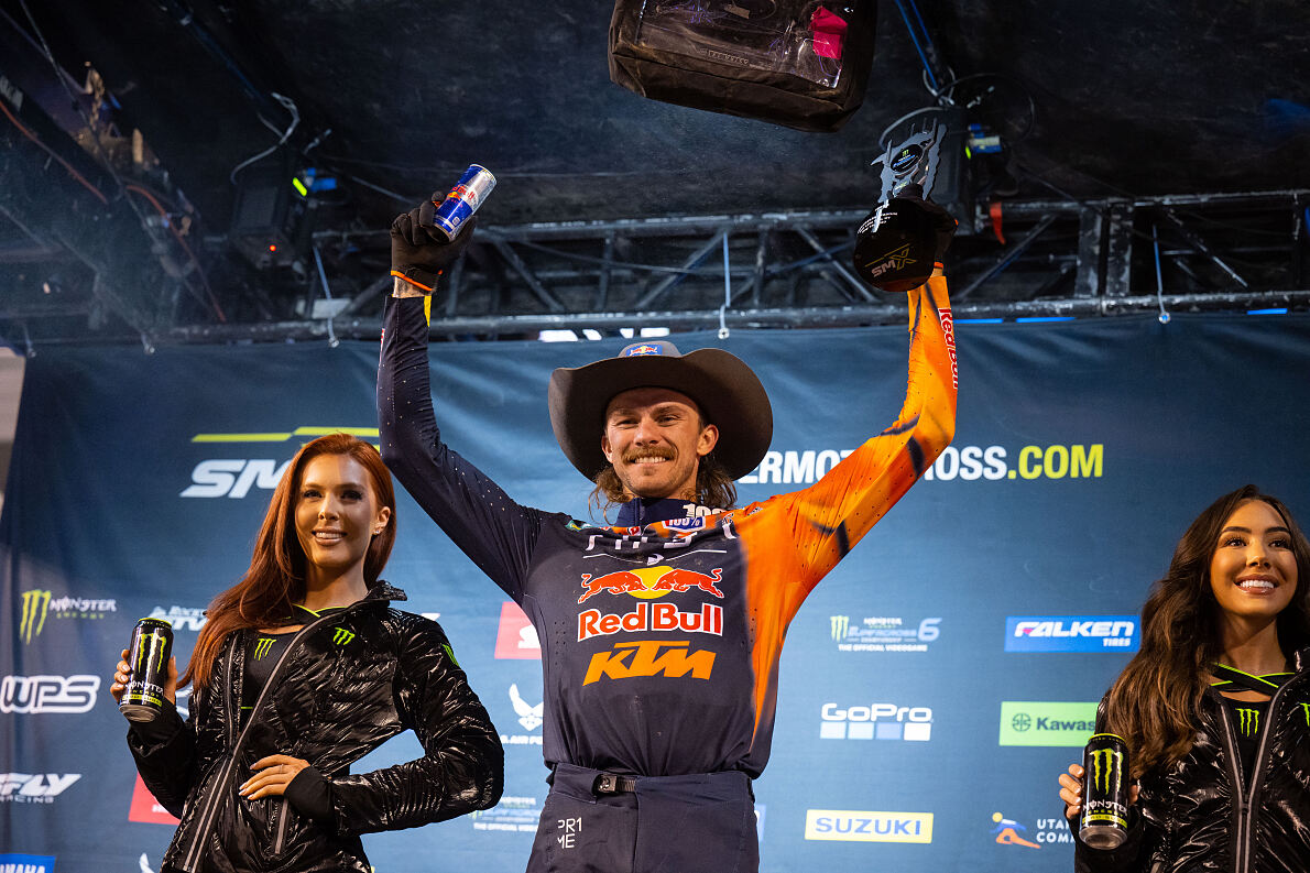 AARON PLESSINGER PODIUM