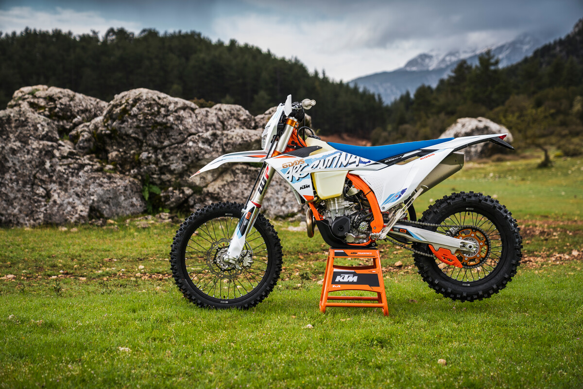 2024 KTM SIXDAYS 