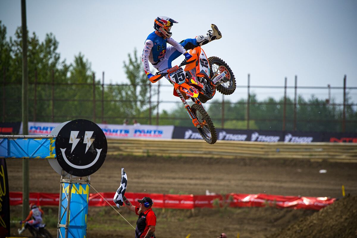 JESS PETTIS - KTM CANADA RED BULL RACE TEAM