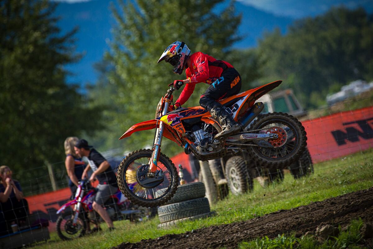 JESS PETTIS - KTM CANADA RED BULL RACE TEAM