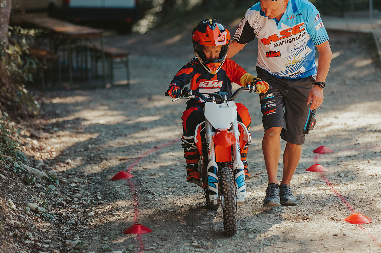 KTM Motohall Orange Kids Day