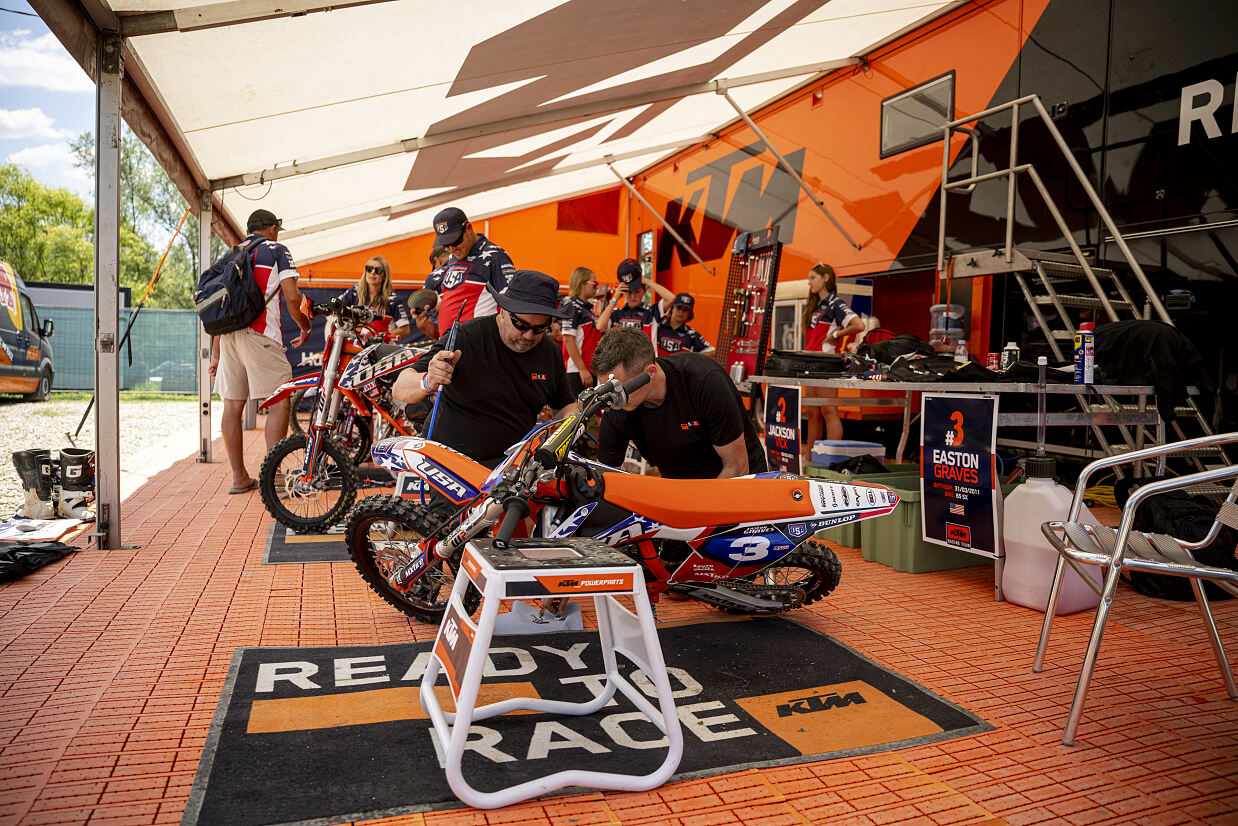 FIM JWC KTM team