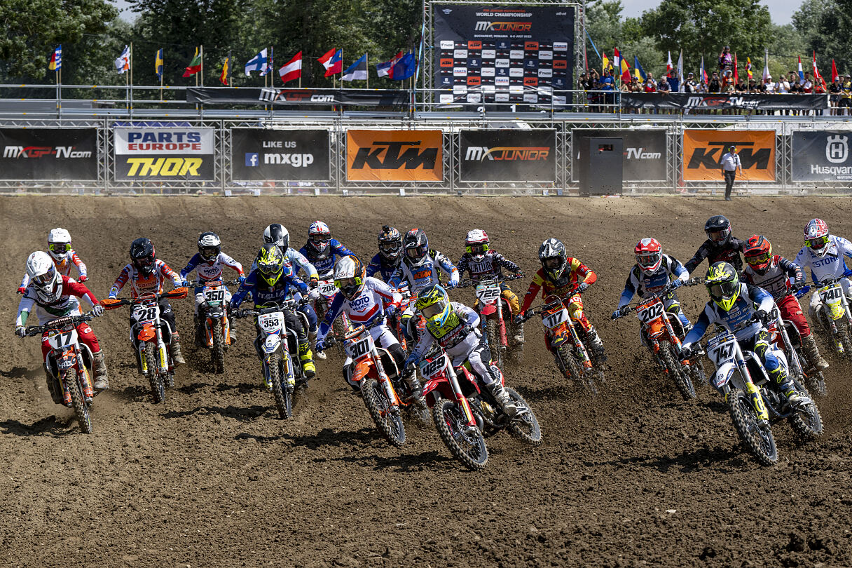 FIM JWC 85cc race start
