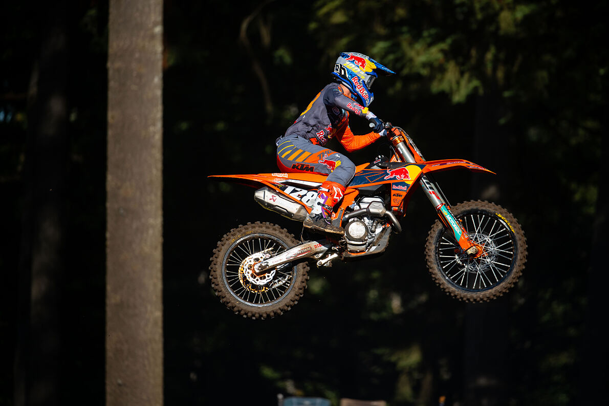 TOM VIALLE - RED BULL KTM FACTORY RACING