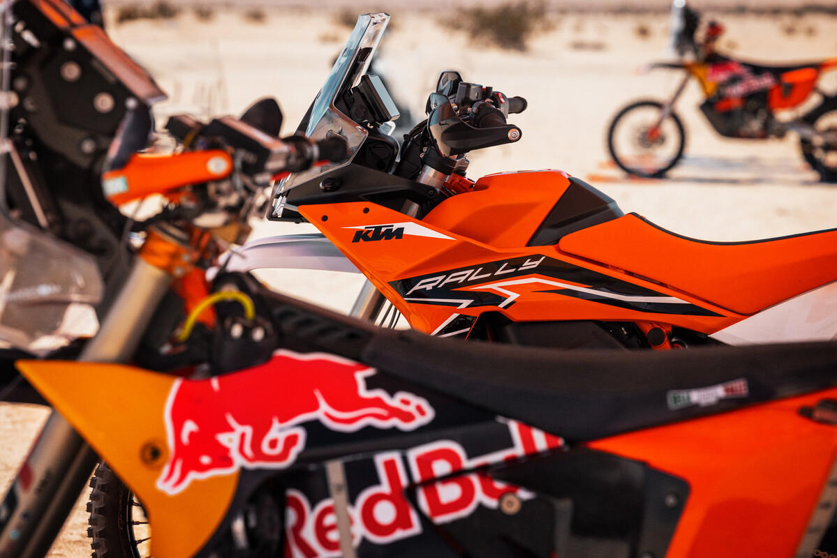 MY24 KTM 890 ADVENTURE R RALLY