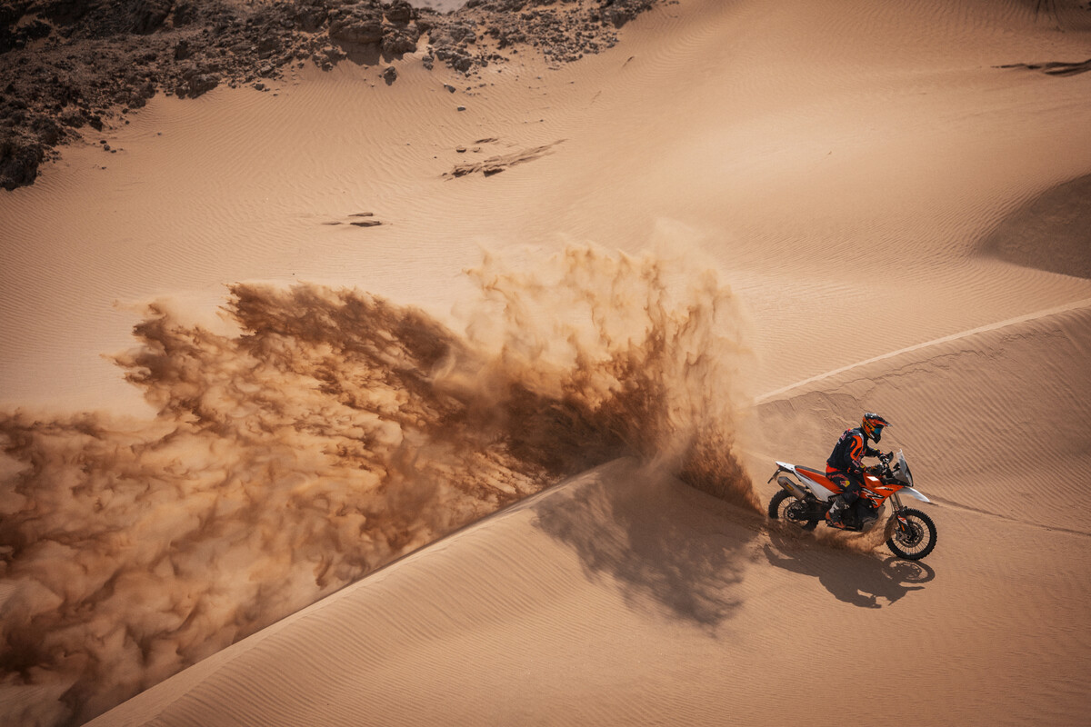 MY24 KTM 890 ADVENTURE R RALLY