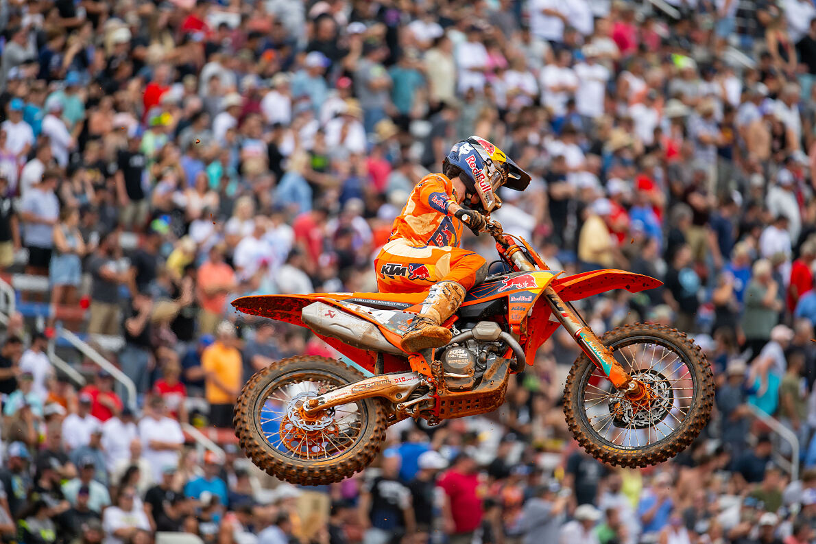 MAXIMUS VOHLAND 02 - RED BULL KTM FACTORY RACING
