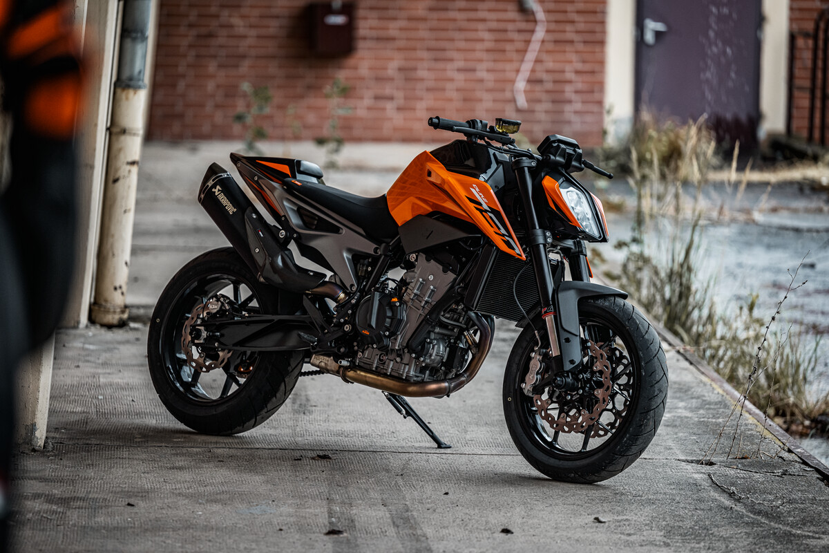 MY24 KTM 790 DUKE