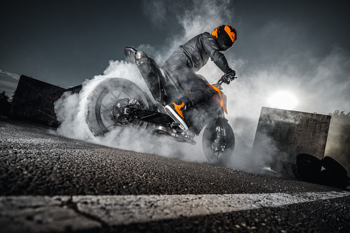 MY24 KTM 790 DUKE